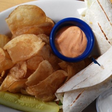 Lures Riverfront Restaurant | Seafood Restaurant & Bar